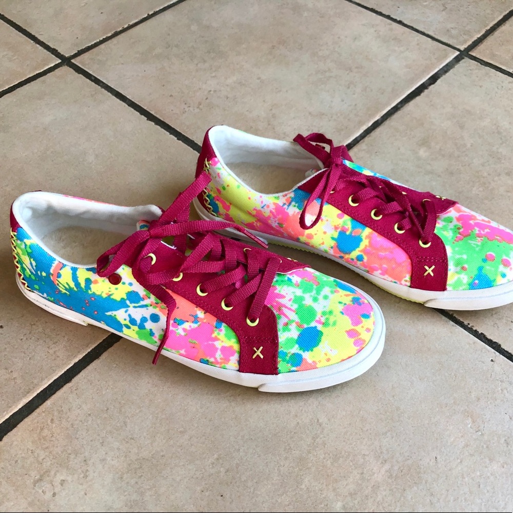 NWOT Ugg tie-dye canvas sneakers